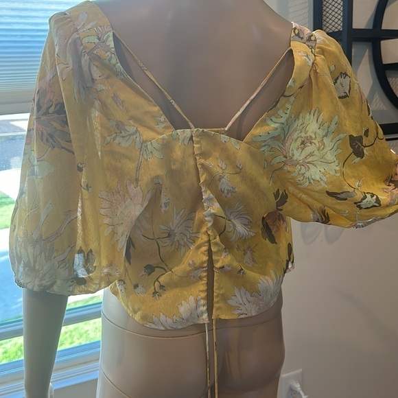 H&M Floral Yellow Crop Top Blouse Draw String Back Low Cut Women’s Summer - Picture 6 of 9